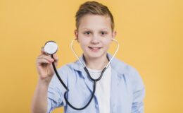 В Україні будуть штрафувати за продаж ліків дітям