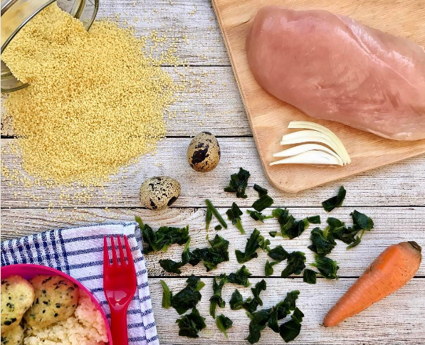 Кускус із курячими котлетами - рецепт