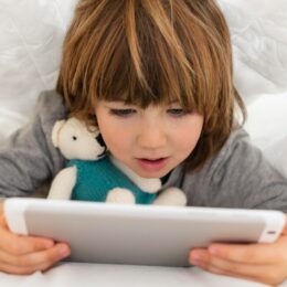 15 замечательных мультфильмов для просмотра всей семьей