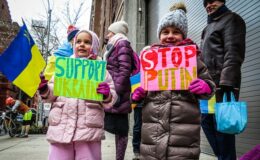 7 способов помочь ребенку справиться с вынужденным переездом