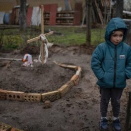 Діти війни: 5 маленьких українців, про яких дізнався весь світ – історії, що розривають серце