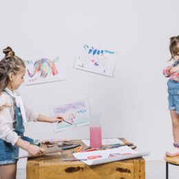 Учим детей рисовать: 20 уникальных техник, доступных всем родителям