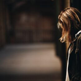 Наслідки війни: 57% українців страждає на ПТСР
