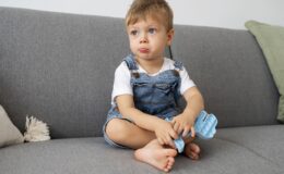 Кризис 2 лет — как помочь малышу пережить беспокойный период