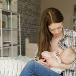 Как правильно кормить преждевременно рожденных детей?