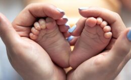 30 мощных кадров, которые демонстрируют чудо родов