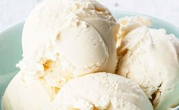 Сливочное мороженое: 10 рецептов на любой вкус