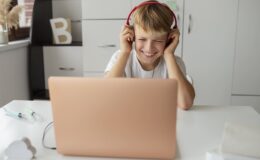 Секстинг и подростки: как родителям защитить ребенка в интернете?