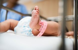 Что такое шкала Апгар: параметры, по которым оценивают новорожденных
