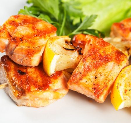 шашлык из рыбы, полезные рецепты для детей