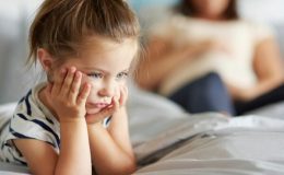 10 лучших успокаивающих родительских фраз