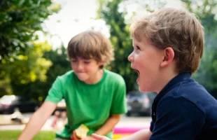 Что делать с плохим поведением ребенка: советы, которые помогут