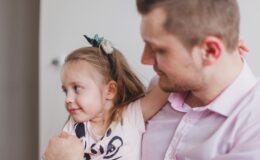 Слова, которые успокаивают: 10 фраз, которые работают лучше, чем «Не бойся»