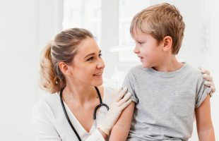 Всеукраїнський дитячий проєкт у Києві: «Операція — вакцинація»