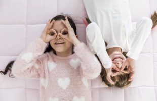 Чи передаються хвороби очей спадково? Як попередити проблеми із зором 