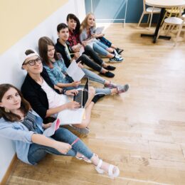 Подростковый возраст: что меняется в возрасте 12-16 лет и как поддержать ребенка