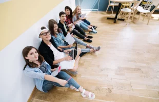 Подростковый возраст: что меняется в 12-16 лет и как поддержать ребенка