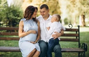 Як обрати пологовий будинок у 2025 році: покроковий гід для майбутніх батьків