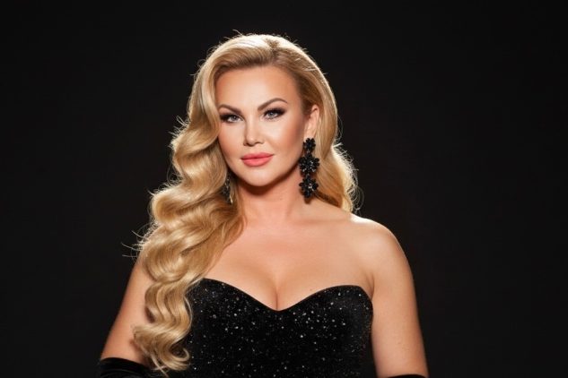 Камалія, поп-співачка 