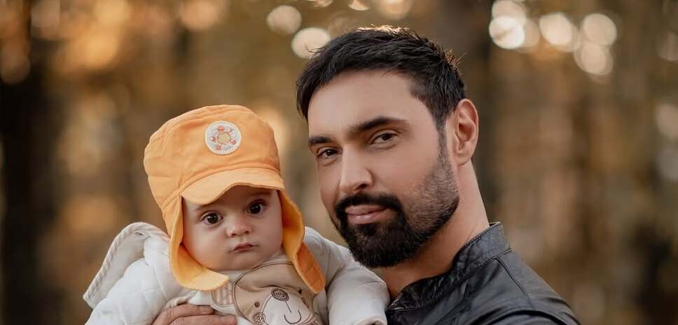 Дружина Козловського показала, як підріс їх син