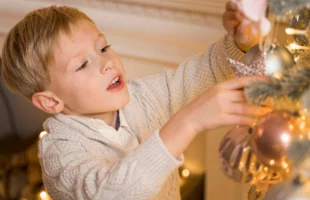 Де працюватиме Резиденція Святого Миколая 2025 у Києві, Львові та Карпатах