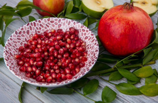 Гранатовий сік, гранат
