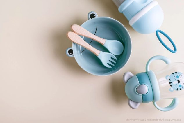 Синя тарілка, дитячий посуд