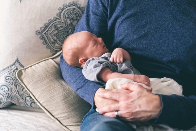 Супермама Чоловік із дитиною