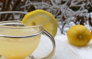 Витамины для кожи зимой: что нужно, чтобы она сияла