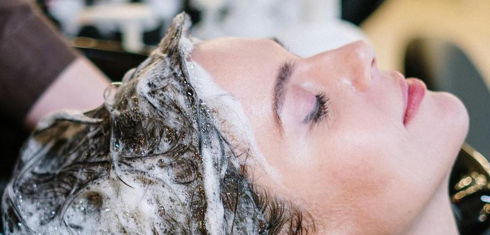 Шампунь і кондиціонер 2 в 1: кому підходить, а кому – ні