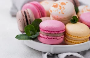 Корисні продукти, які реально зменшують тягу до солодкого