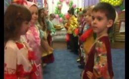 Детки танцуют