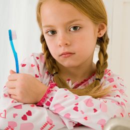 Как ухаживать за молочными зубами? 12 советов стоматолога