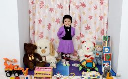 Какими игрушками играют дети из разных стран мира?
