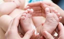 Профилактики плоскостопия у грудничка: комплекс упражнений