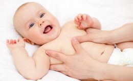 Майстер-клас: заспокійливий немовлятний масаж
