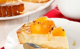 Пирог с персиками и маскарпоне. Рецепт