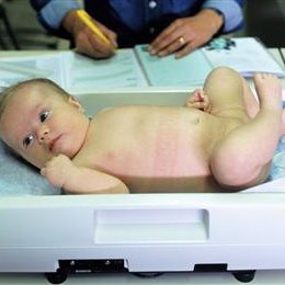 Вес новорожденных сегодня угрожает здоровью матерей