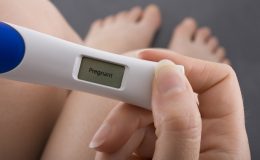 Первый месяц беременности: что нужно знать будущей маме?